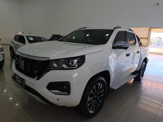 FIAT TITANO 2.2 TURBO DIESEL RANCH 4X4 AT6 FIAT TITANO 2.2 TURBO DIESEL RANCH 4X4 AT6